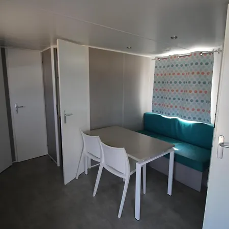 Land's Hause Par La Conciergerie Francaise Emplacement E28 Daire Pataias